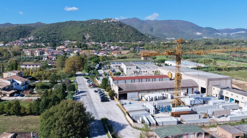 Veduta aerea dello stabilimento Avvenia a Roccaravindola (IS)