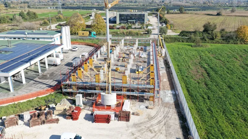 Ampliamento Panificio Di Mambro, vista aerea del cantiere