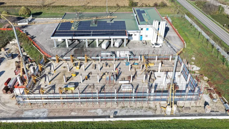 Ampliamento Panificio Di Mambro, vista aerea del cantiere