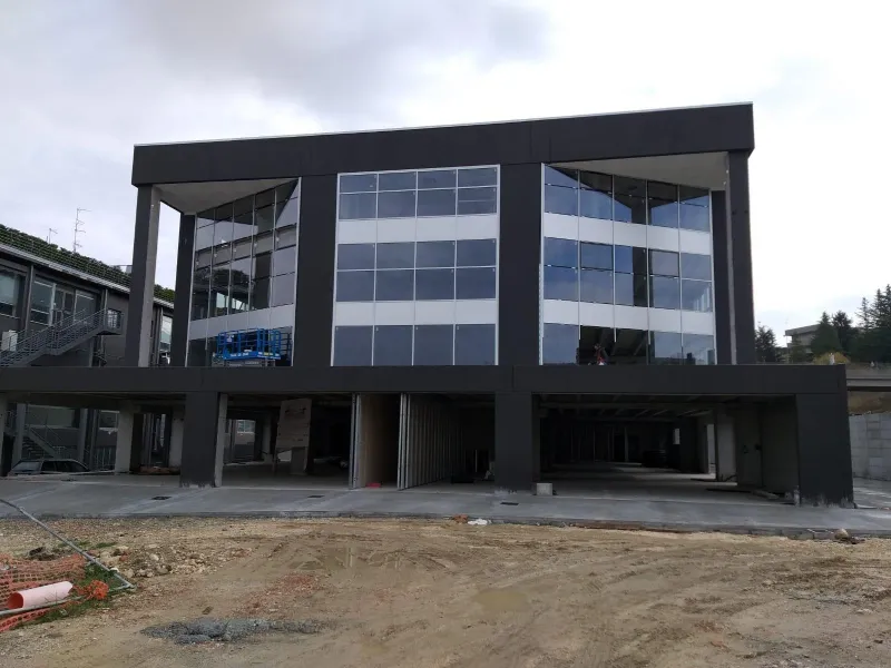 Istituto Giordano – fase di lavorazione in cantiere