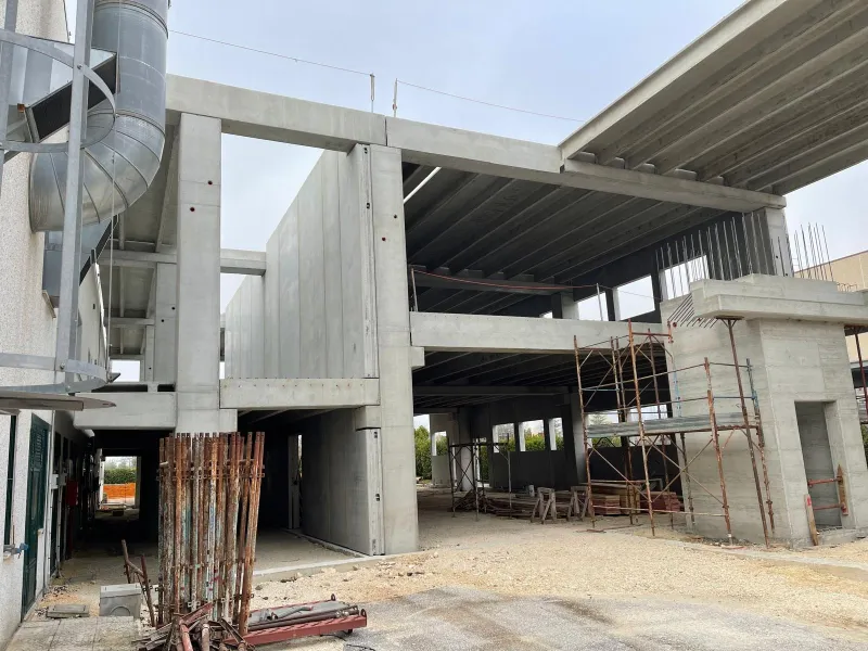 Istituto Giordano – fase di lavorazione in cantiere