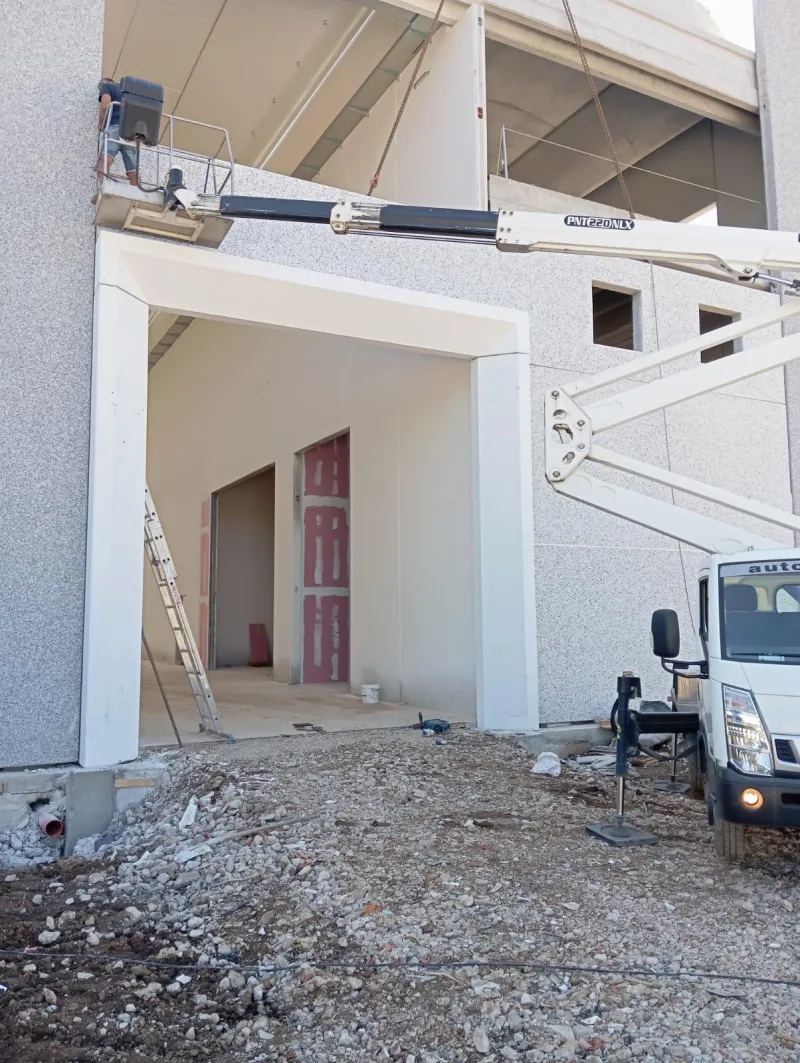 Istituto Giordano – fase di lavorazione in cantiere